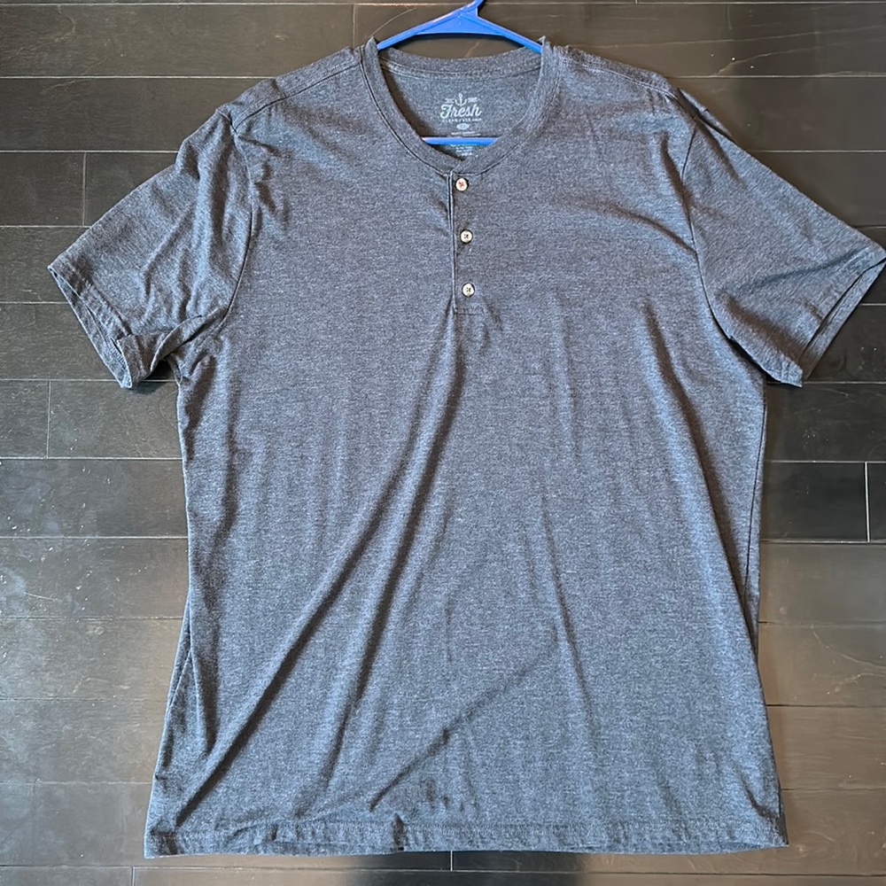 Fresh Clean Tees | short sleeve Henley | dark Heather grey | size XL